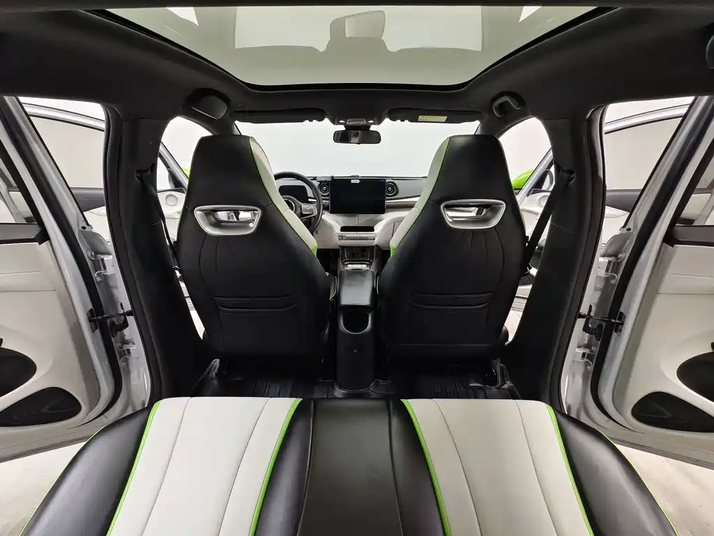 BYD Dolphin — миниатюра 10