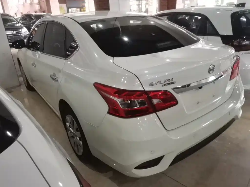 Nissan Sylphy — миниатюра 5