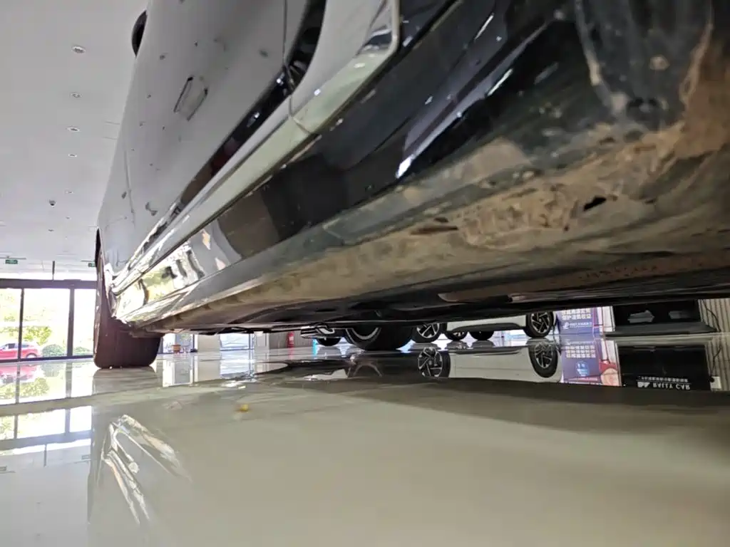 BMW 7 Series — миниатюра 21