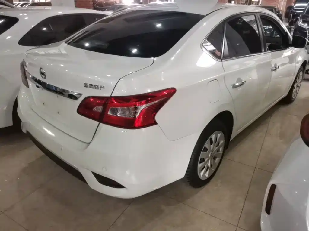 Nissan Sylphy — миниатюра 7