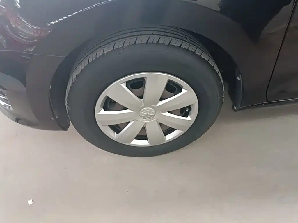 Volkswagen Santana — миниатюра 23