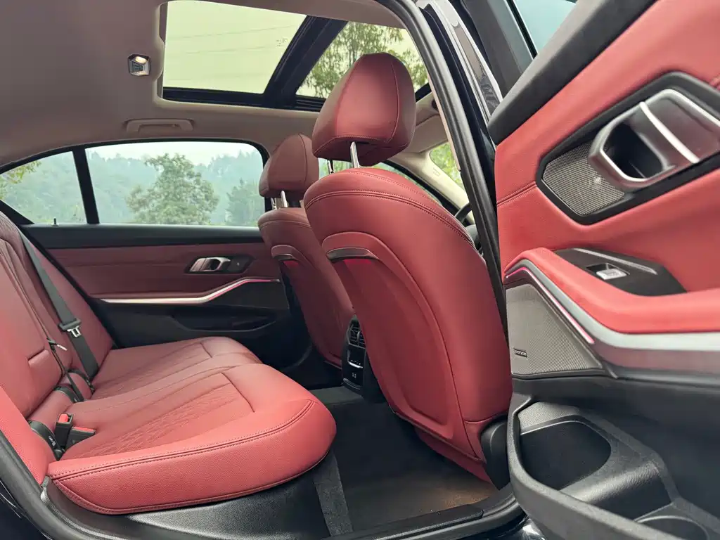 BMW 3 Series — миниатюра 15