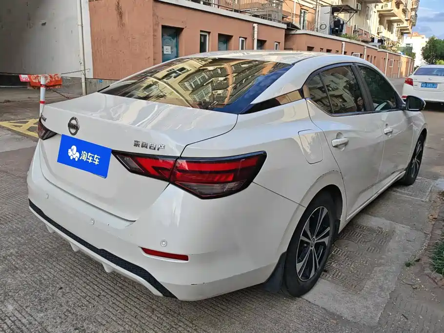 Nissan Sylphy — миниатюра 3