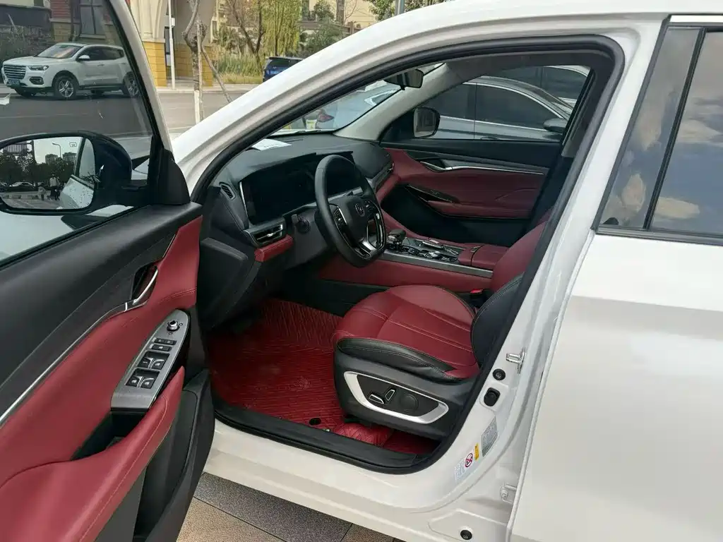 CHANGAN CS75 PLUS