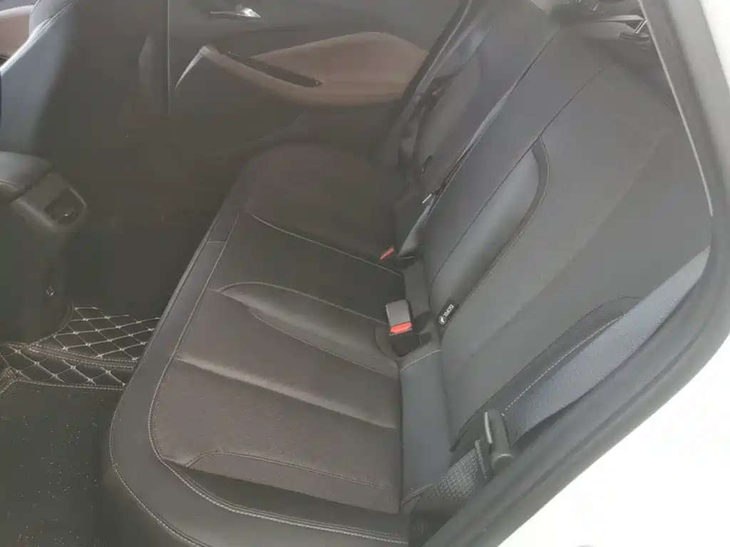 Buick Verano — миниатюра 17