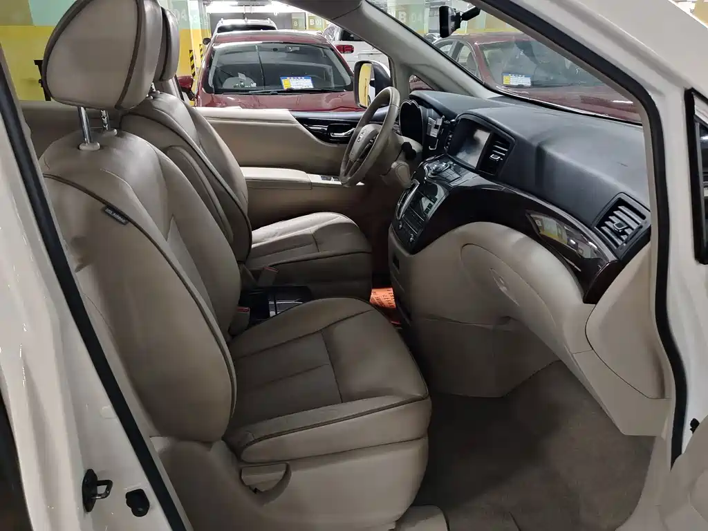 Nissan Quest — миниатюра 9