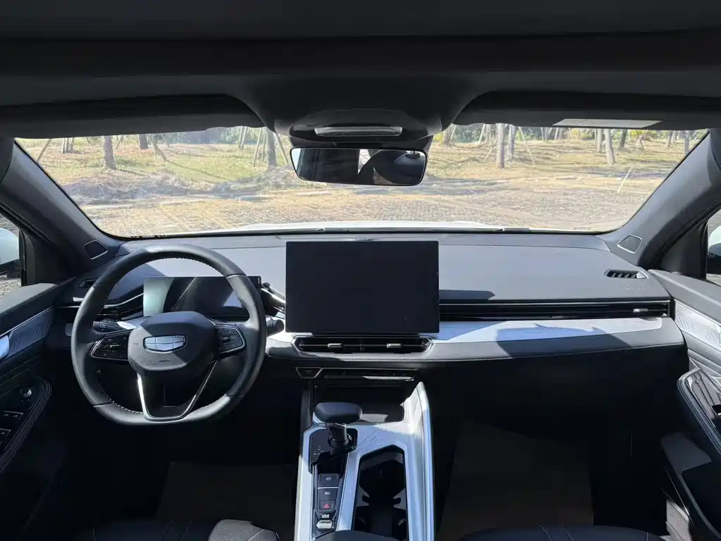 GEELY AUTOMOBILE XINGRUI