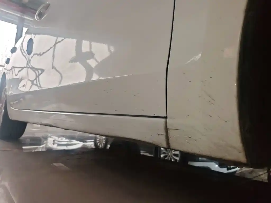 Buick Excelle — миниатюра 21