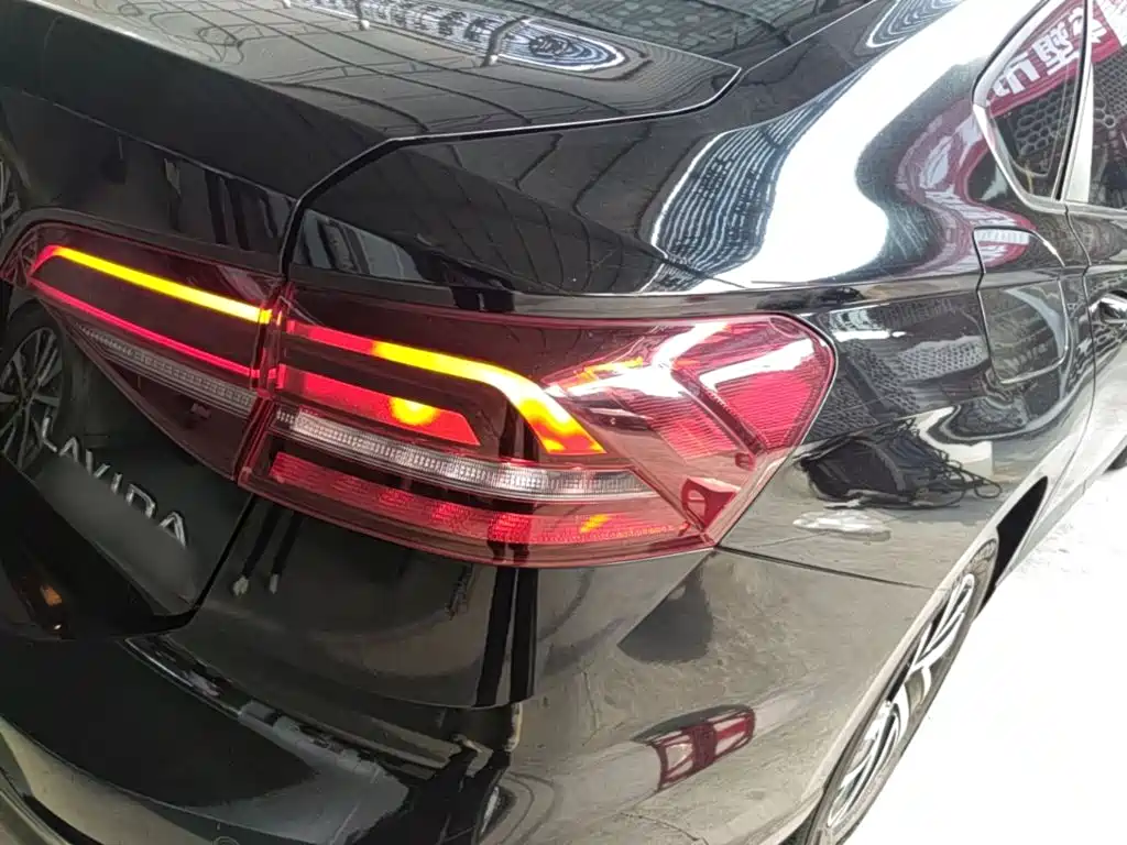 Volkswagen Lavida — миниатюра 8