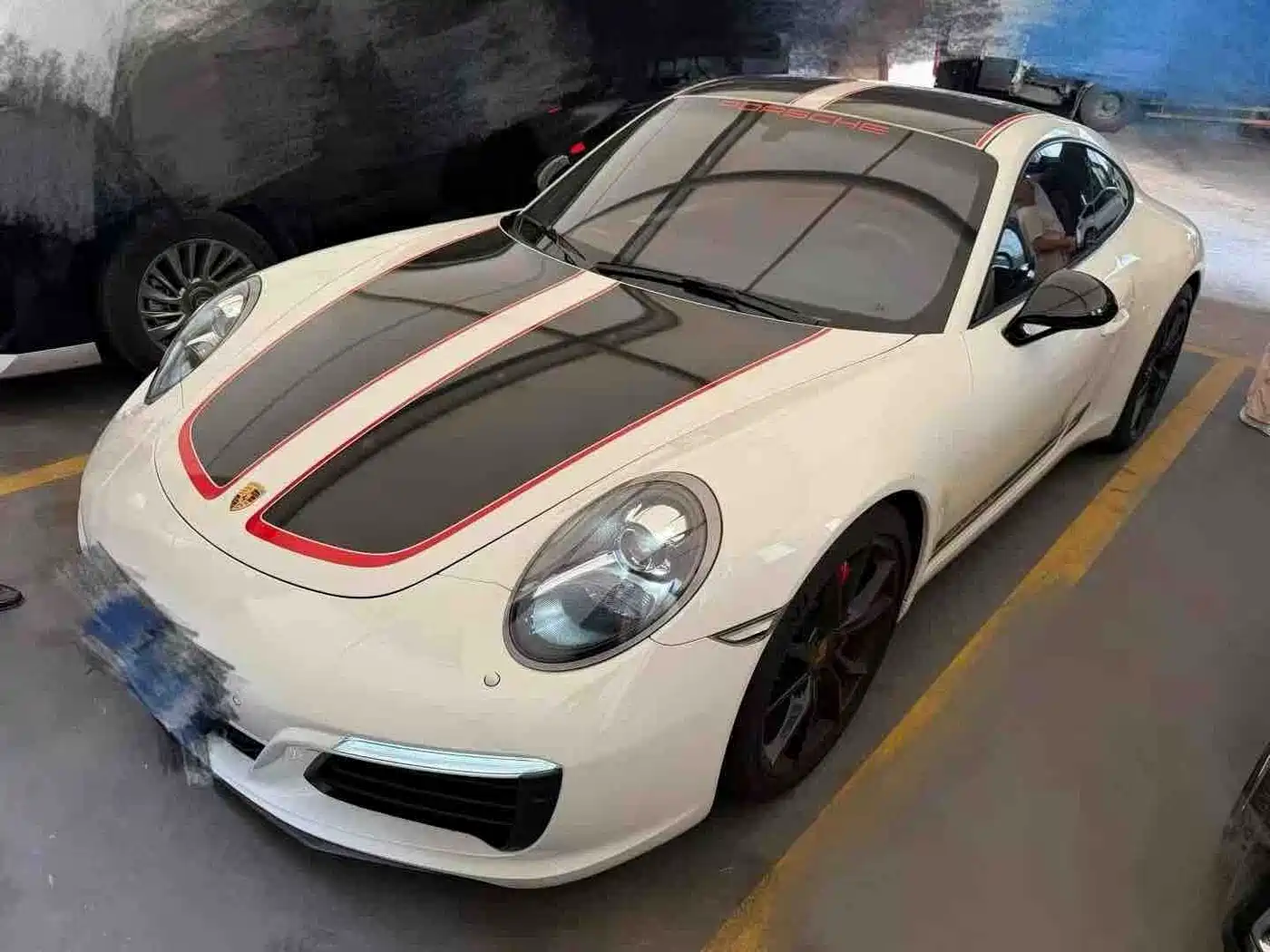 Porsche 911