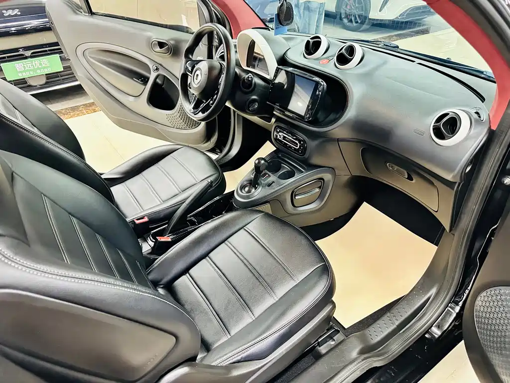 smart Smart Fortwo — миниатюра 22