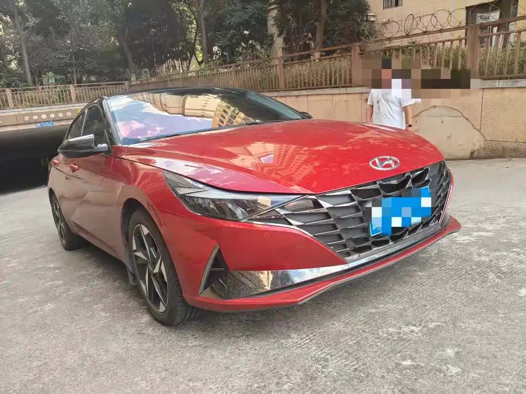 Hyundai Elantra — миниатюра 3