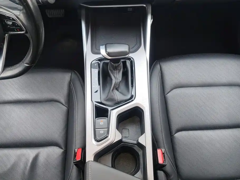 Geely Emgrand — миниатюра 16