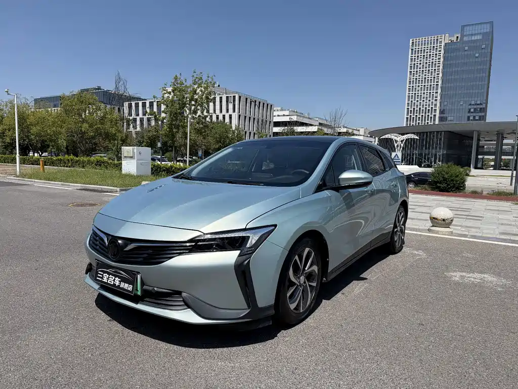 Buick Velite 6