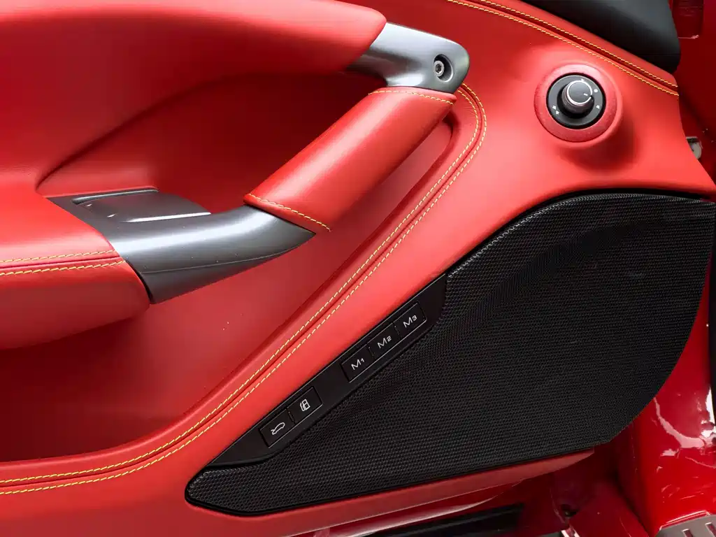 Ferrari F8 — миниатюра 12