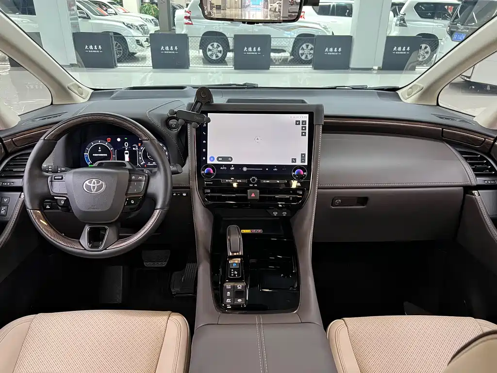 Toyota Alphard Hybrid 2.5L Premium Enjoy Edition, фото 17