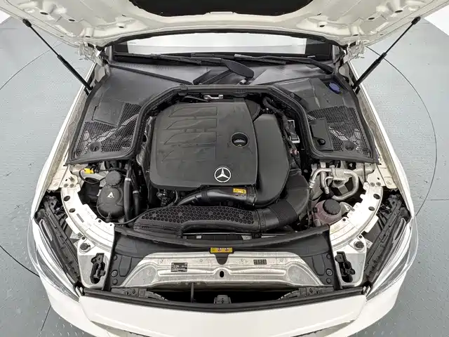 Mercedes-Benz C-Class — миниатюра 14