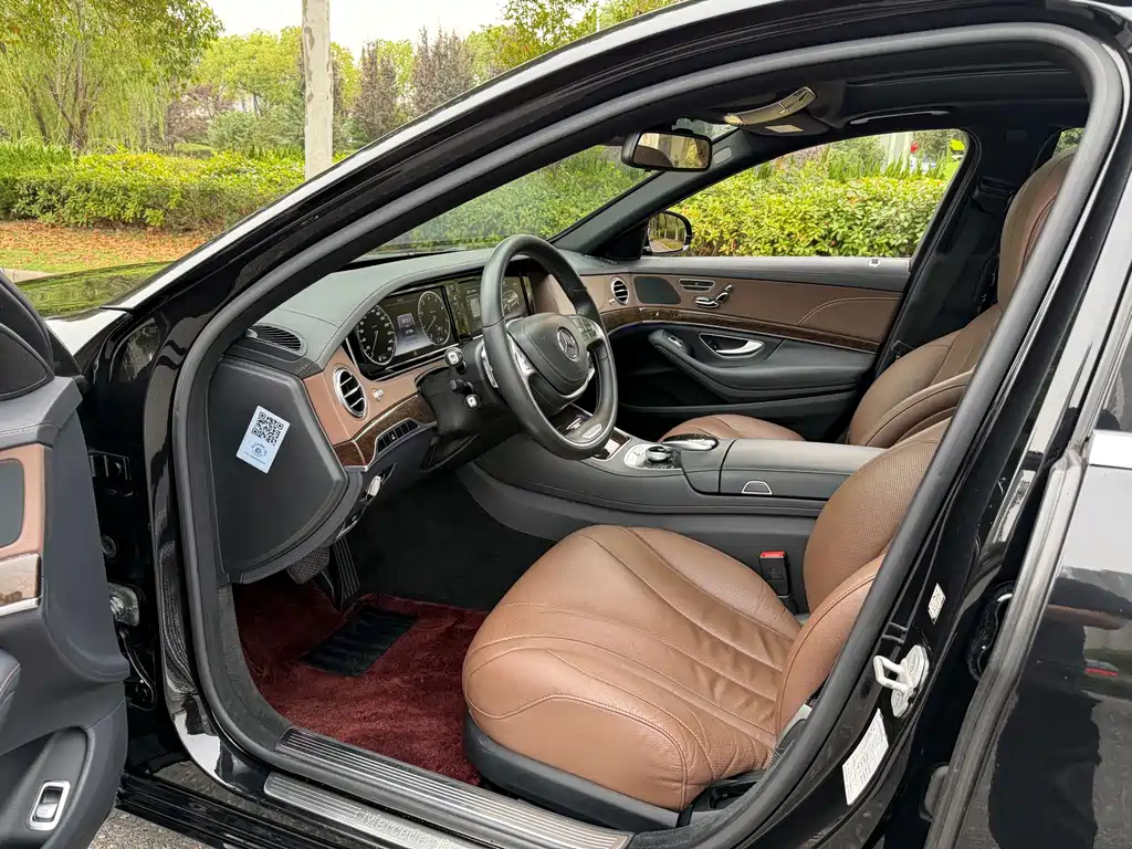 Mercedes-Benz S-Class — миниатюра 7