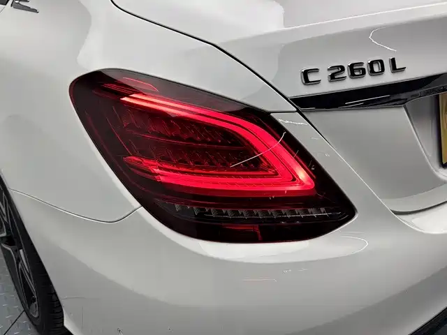 Mercedes-Benz C-Class — миниатюра 15