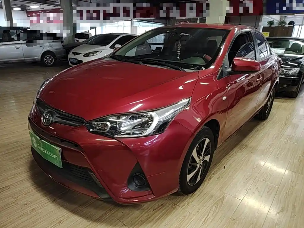 Toyota Yaris L