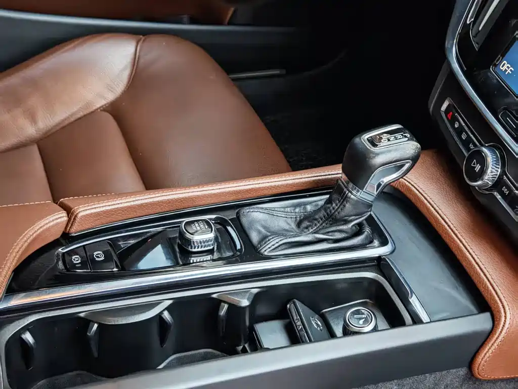 Volvo S90 — миниатюра 9