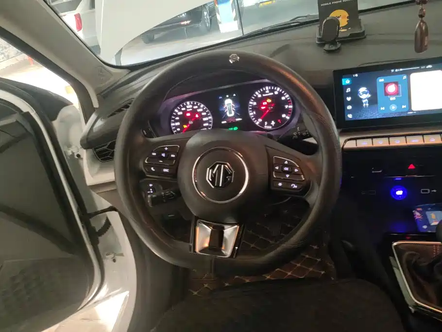 MG MG5 — миниатюра 15