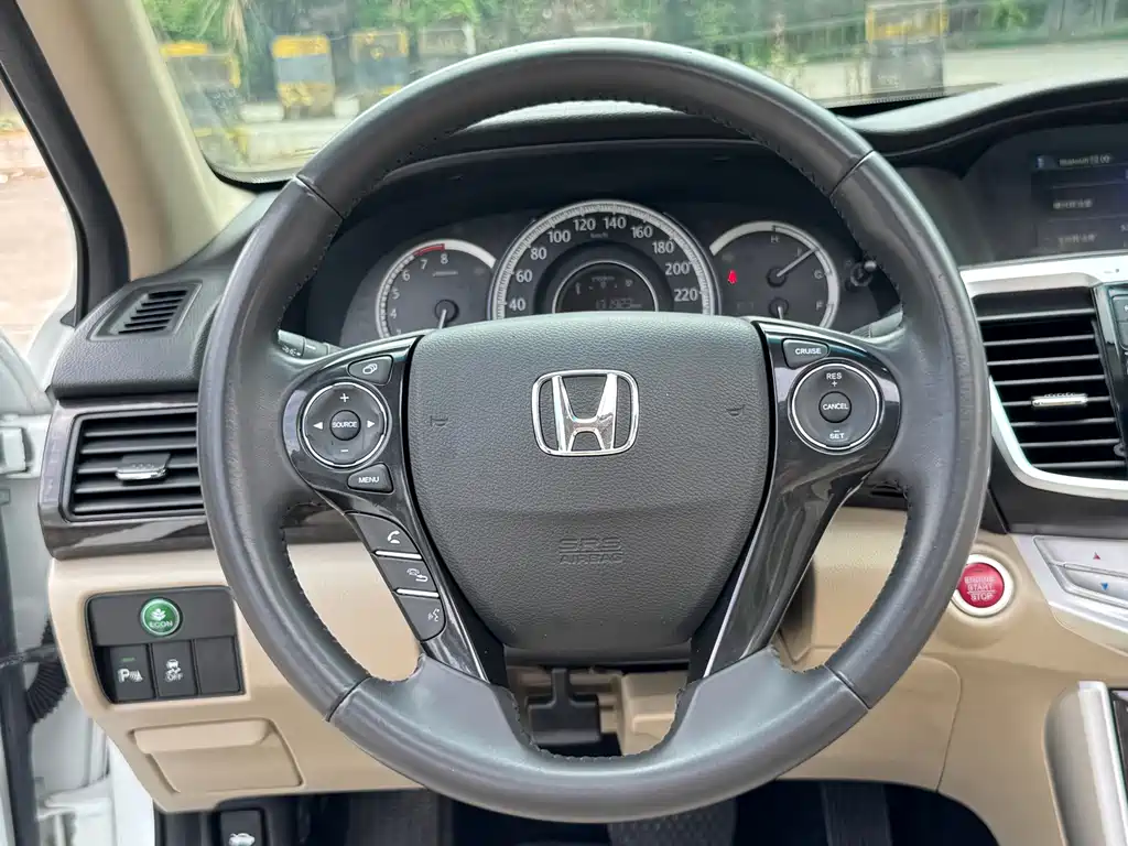 Honda Accord — миниатюра 11