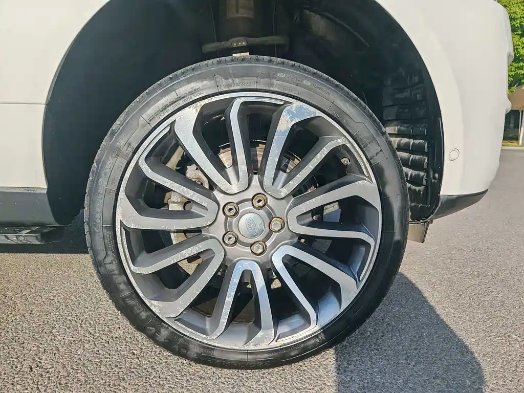 Land Rover Range Rover — миниатюра 7