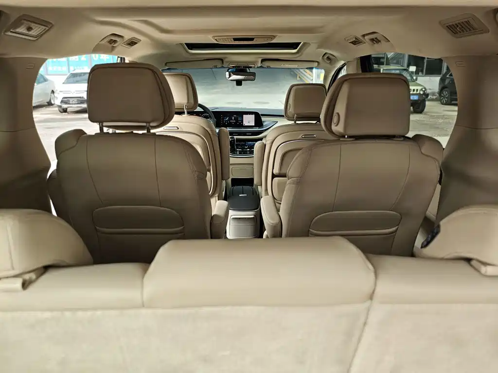 Buick GL8 — миниатюра 14