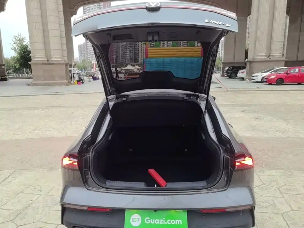 Changan UNI-V — миниатюра 19