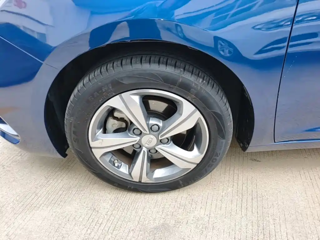 Geely Emgrand GL — миниатюра 23