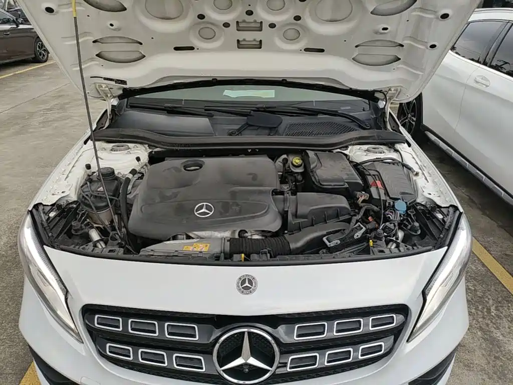 Mercedes-Benz GLA — миниатюра 20