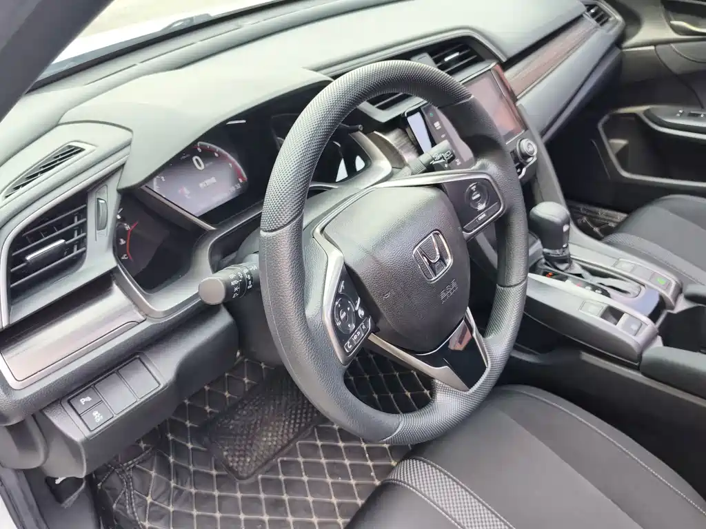 Honda Civic — миниатюра 15