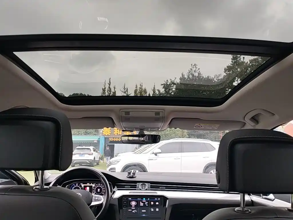 Volkswagen Magotan PHEV — миниатюра 18