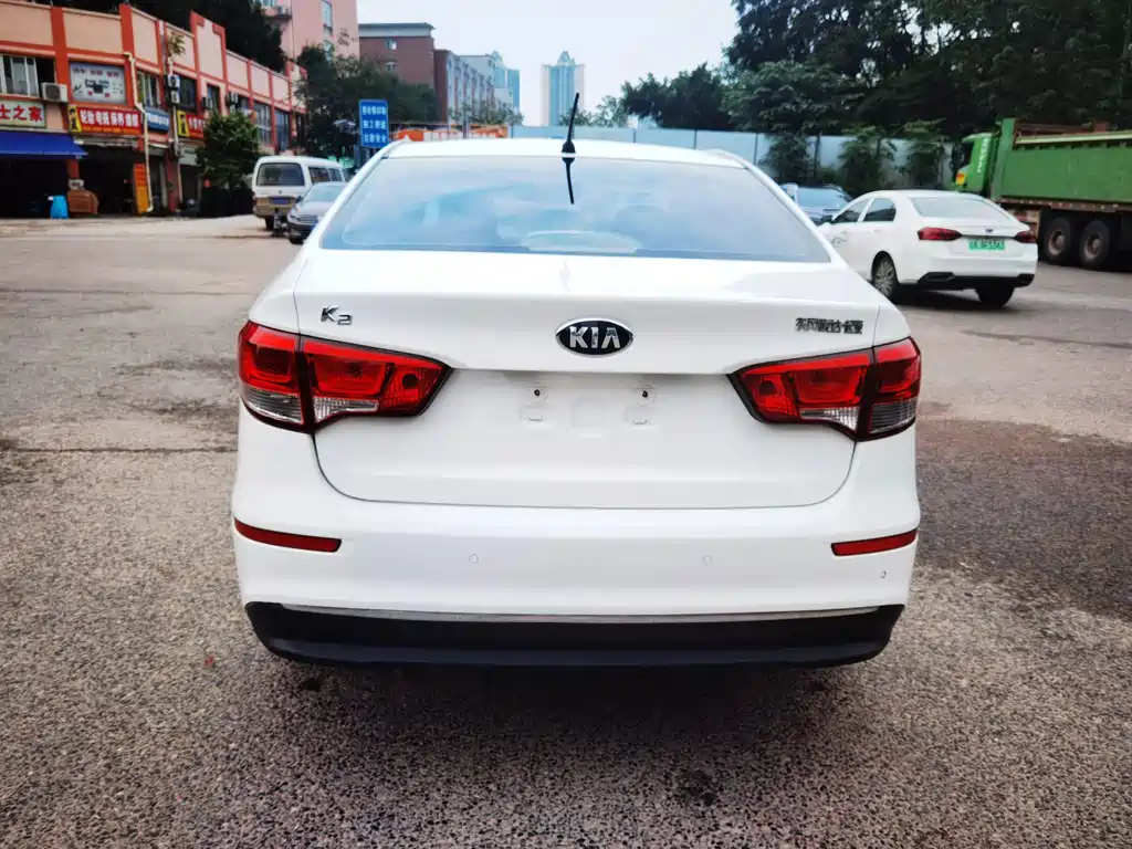Kia K2 — миниатюра 5