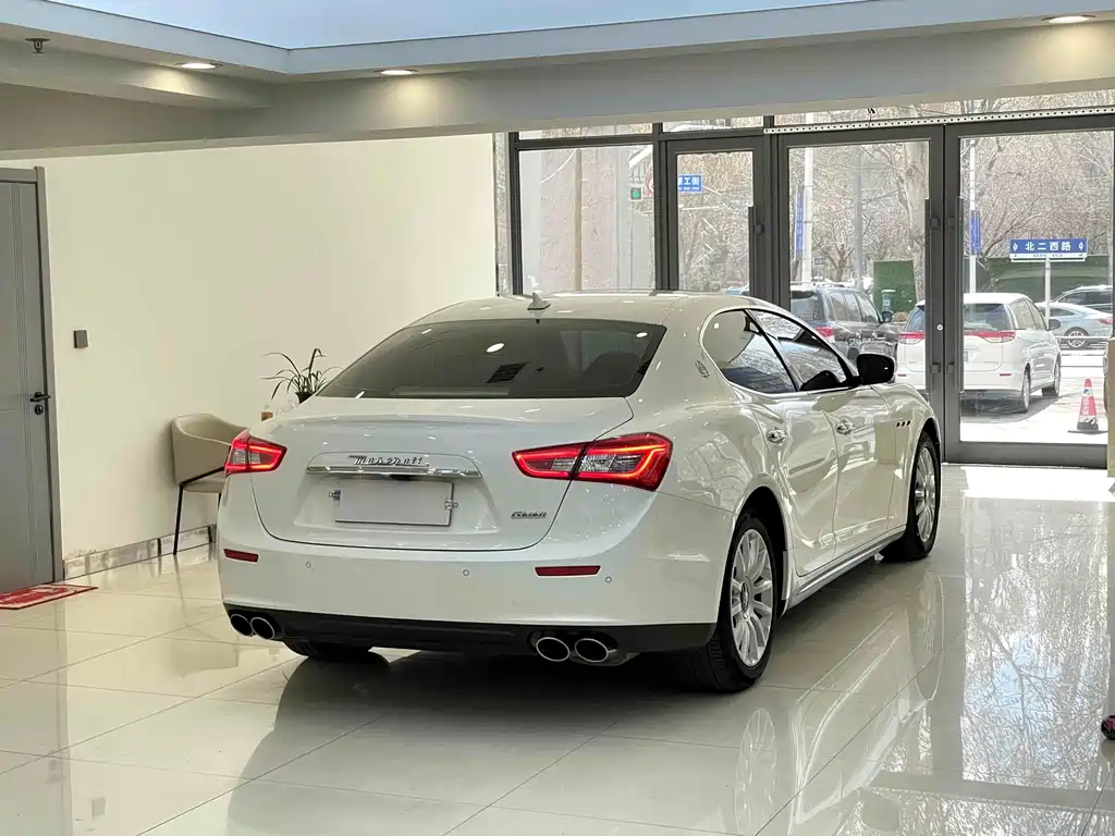 Maserati Ghibli 2017 3.0T Standard