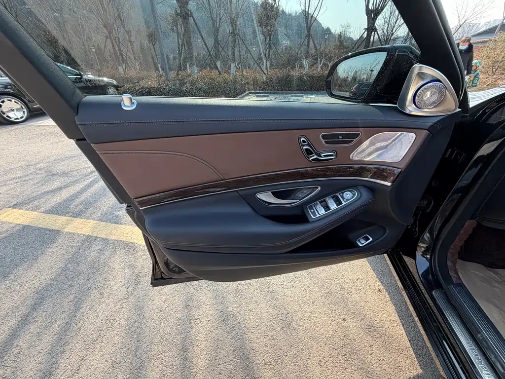 MERCEDES-BENZ S CLASS