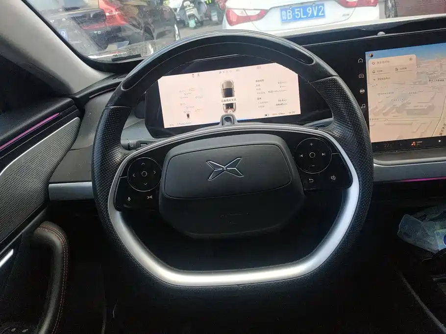 XPeng P7 — миниатюра 15