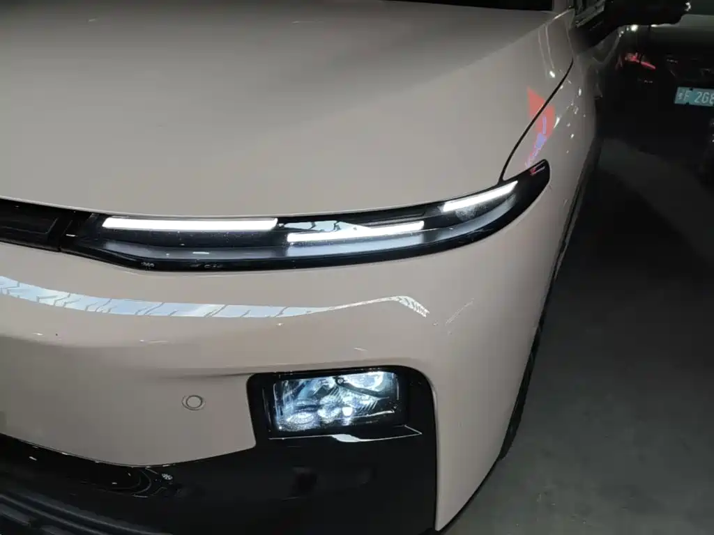 Leapmotor Leapmotor B01 — миниатюра 24
