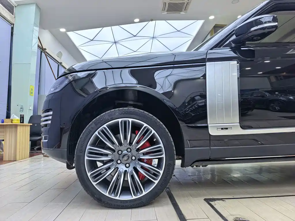 Land Rover Range Rover — миниатюра 17