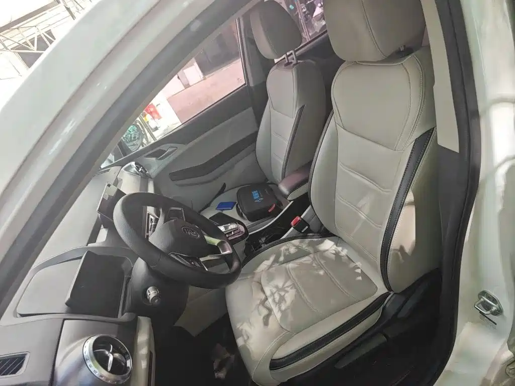BYD Yuan Pro — миниатюра 8