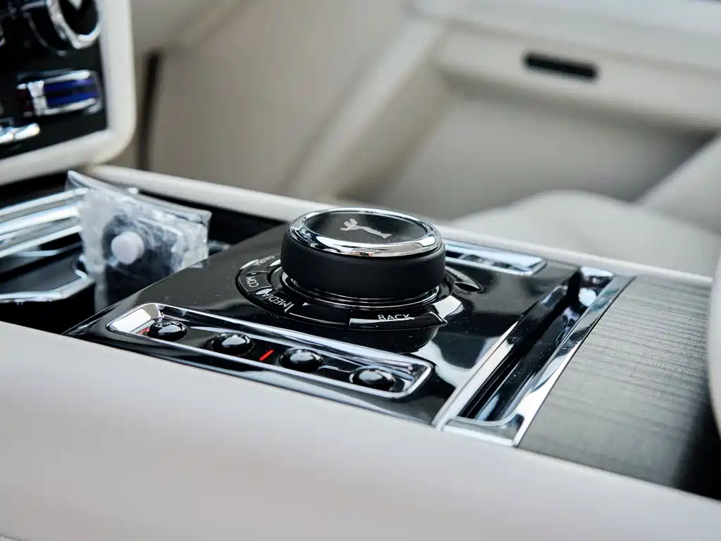 Rolls-Royce Ghost — миниатюра 7