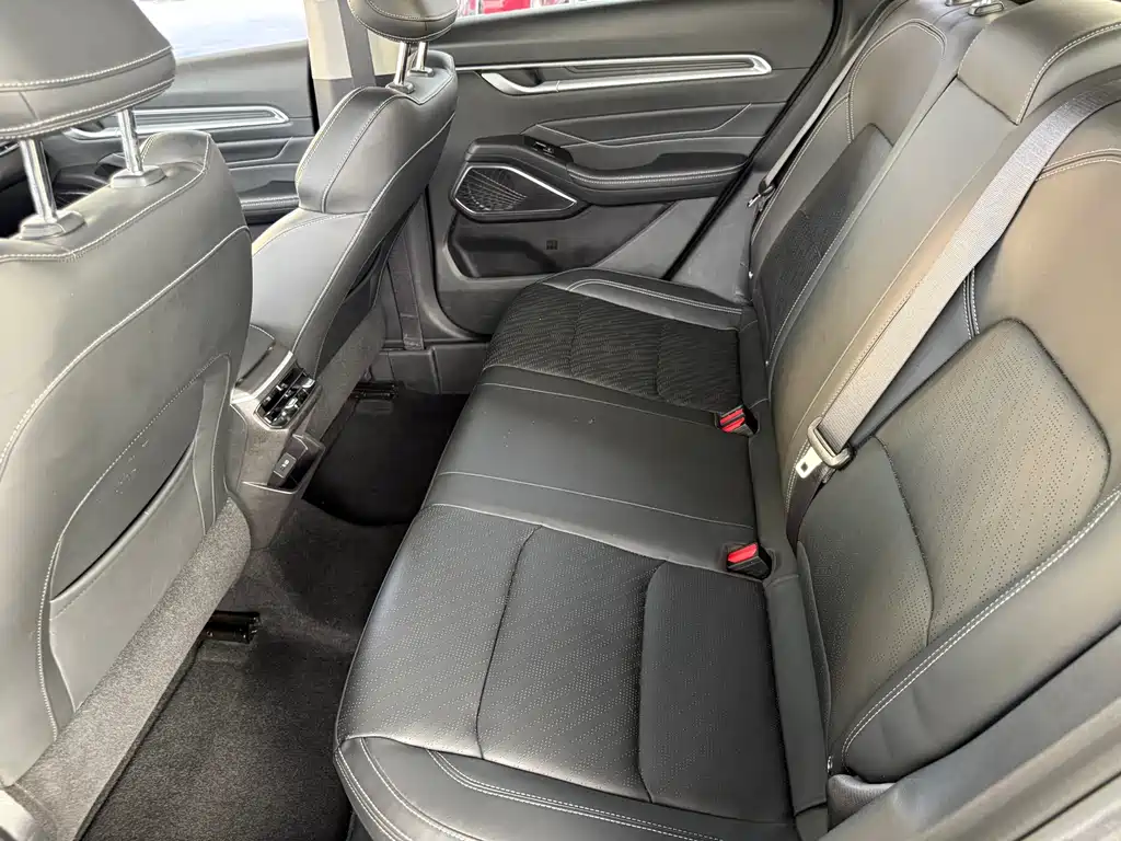 Geely Emgrand — миниатюра 5