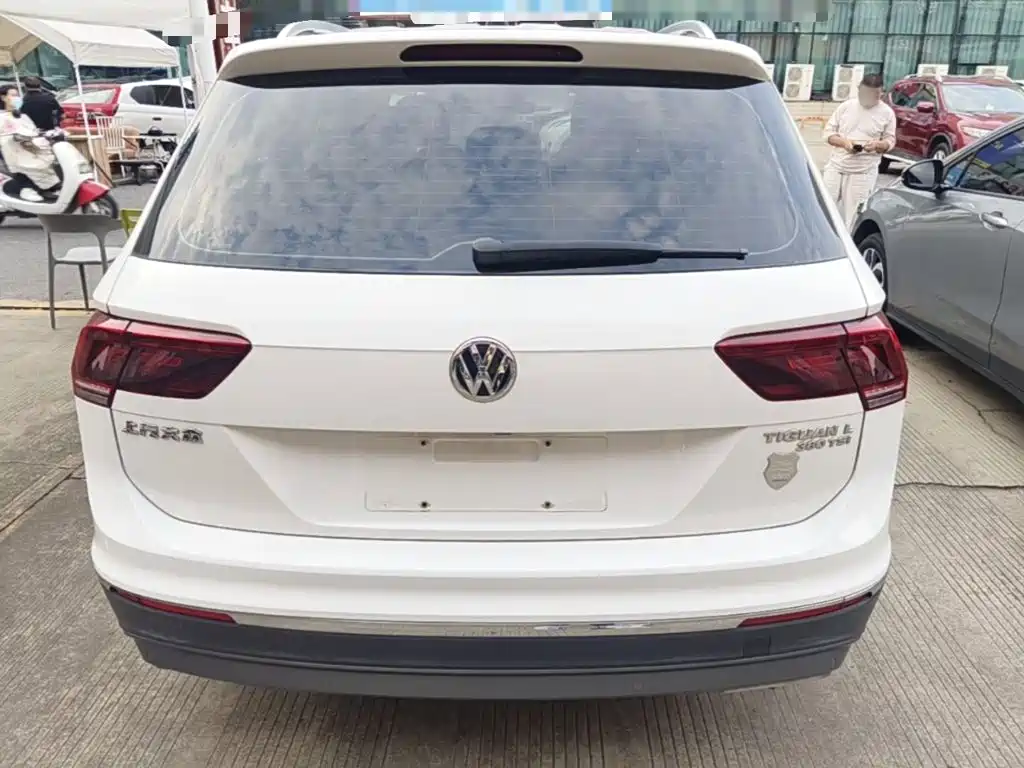 Volkswagen Tiguan L — миниатюра 6