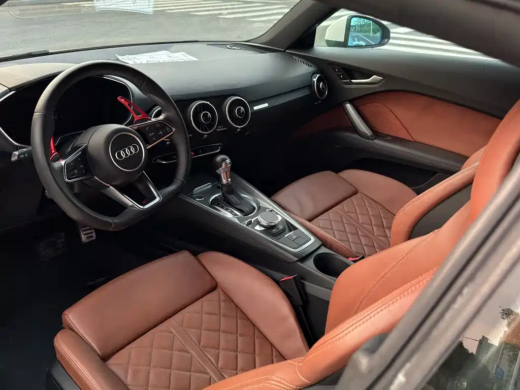 Audi TT 2015 TT Coupe 45 TFSI quattro