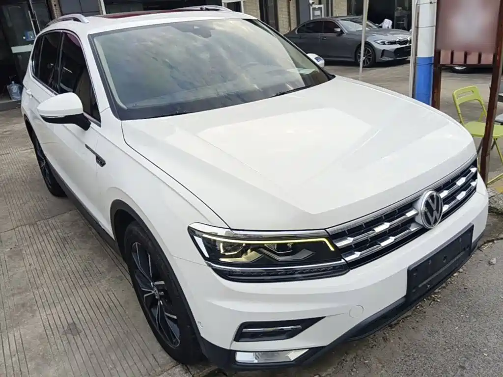 Volkswagen Tiguan L — миниатюра 4