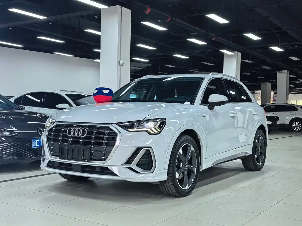 Audi Q3 2022
