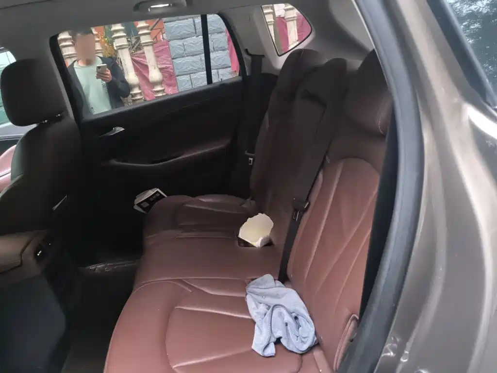Buick Envision Plus — миниатюра 13