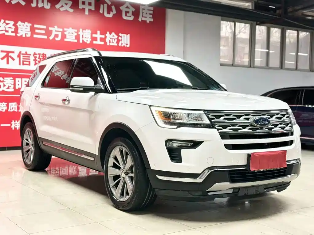 Ford Explorer (Import) — миниатюра 3