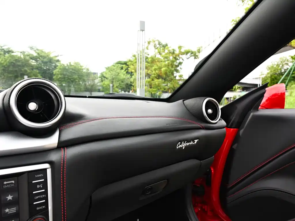 Ferrari California T — миниатюра 12